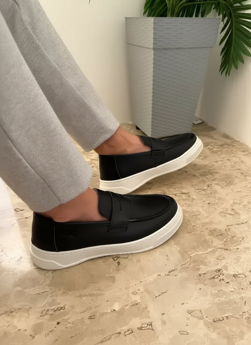 Detalhe Loafer Líbero Preto