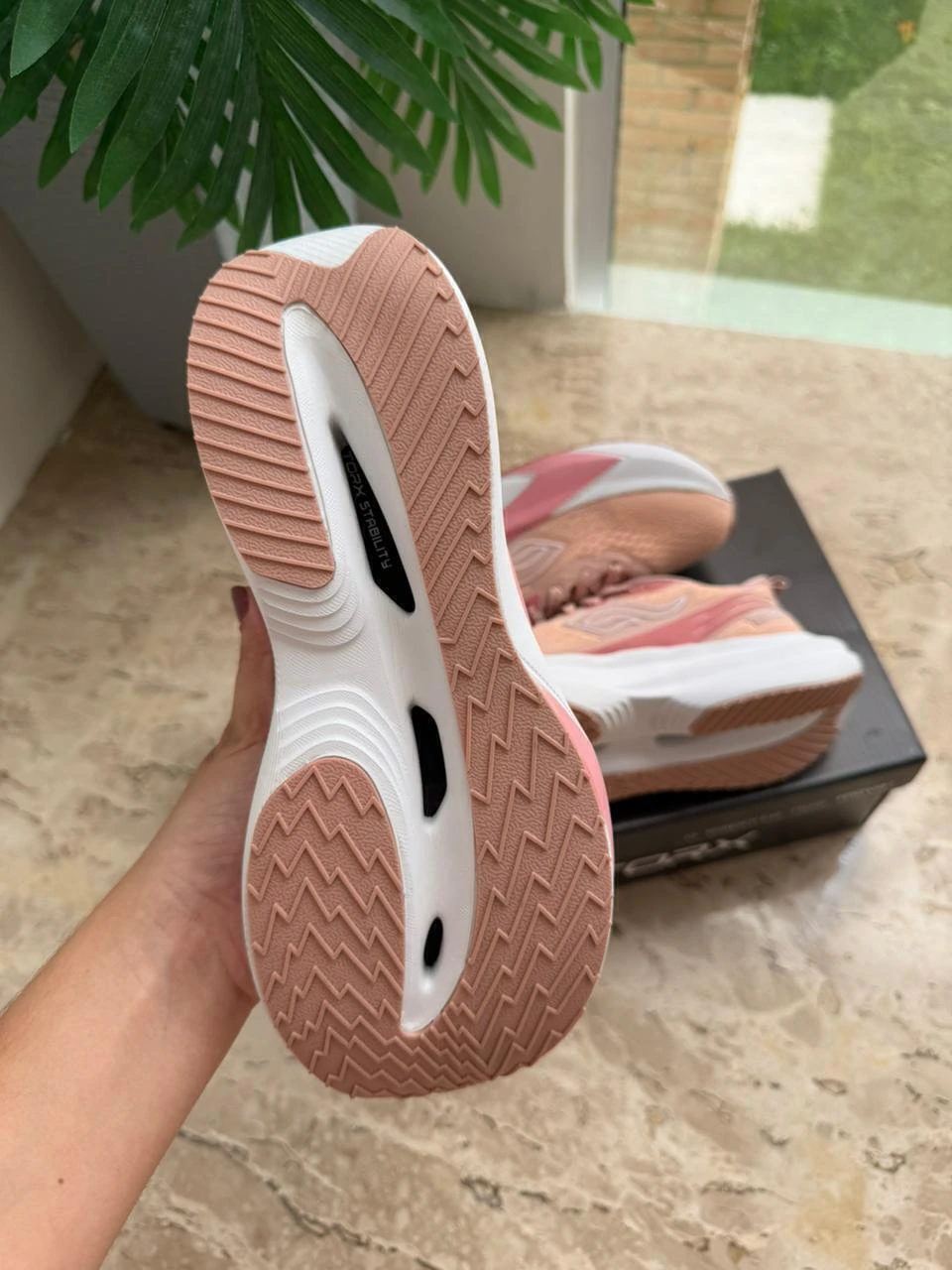 T&ecirc;nis TR3090 Aero Nude